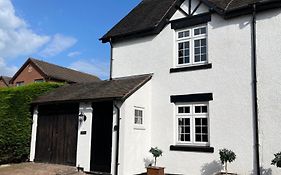 One Jubilee Cottages